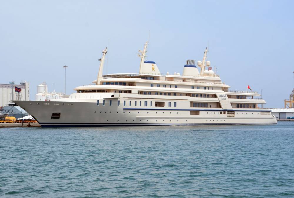 yacht du sultan d'oman