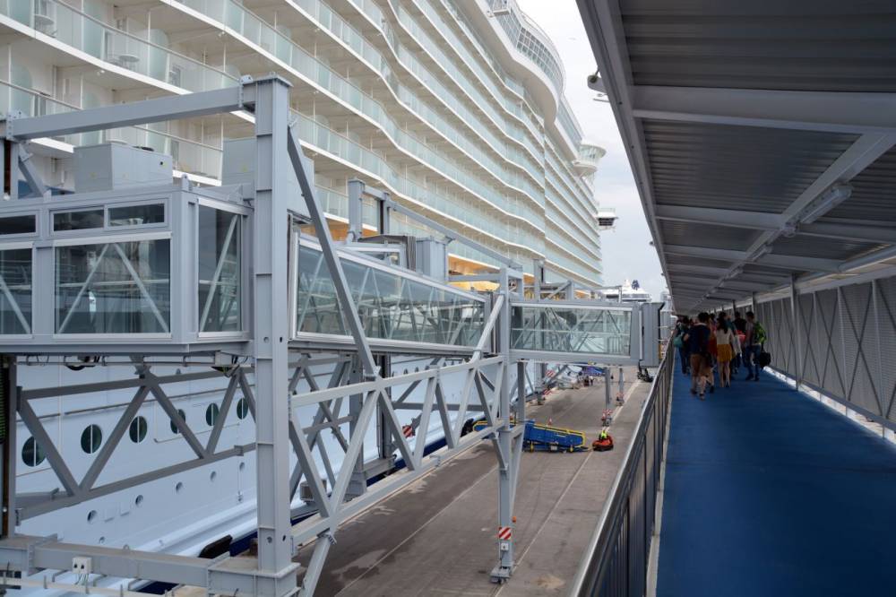 108383 allure of the seas