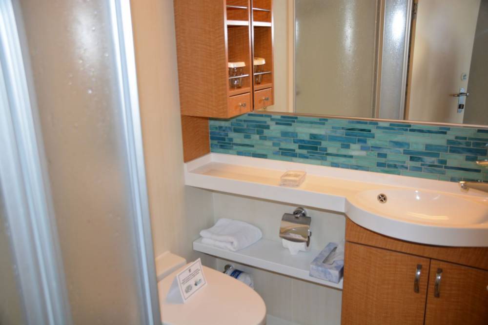 108384 allure of the seas