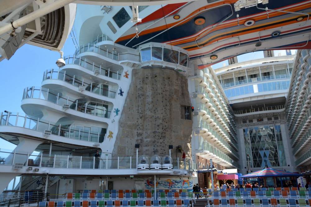 108466 allure of the seas