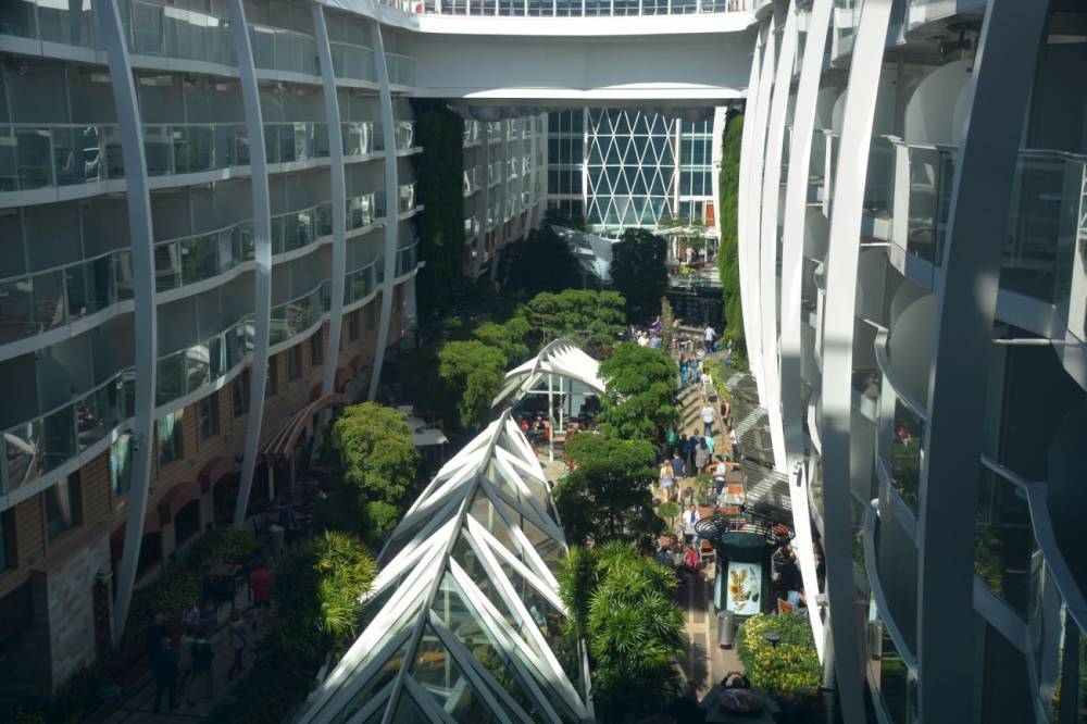 108515 allure of the seas