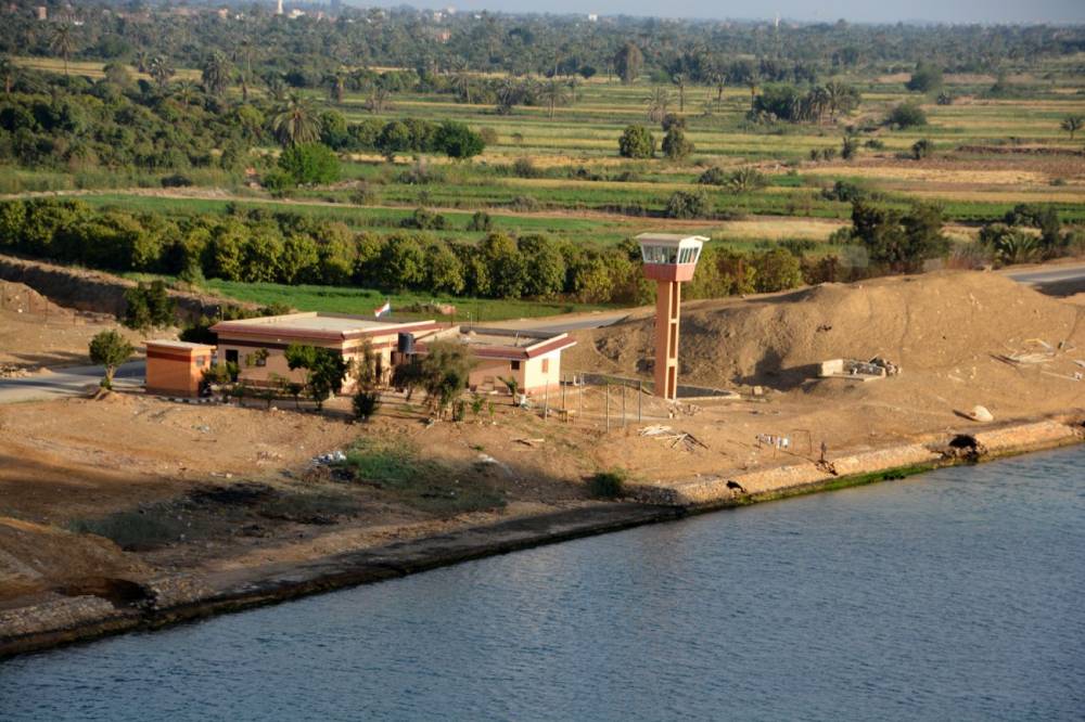 120163 suez