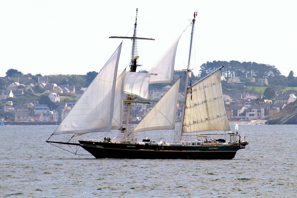 120975 young endeavour
