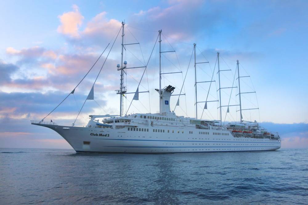 121441 Club Med 2
