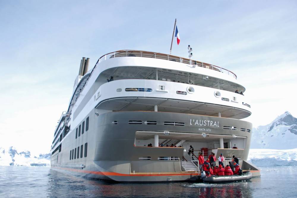 124736 antarctique ponant