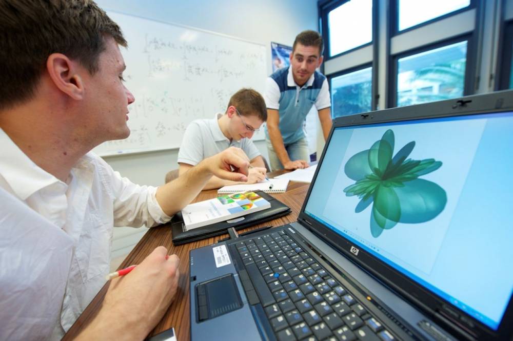 124965 dcns research technocampus