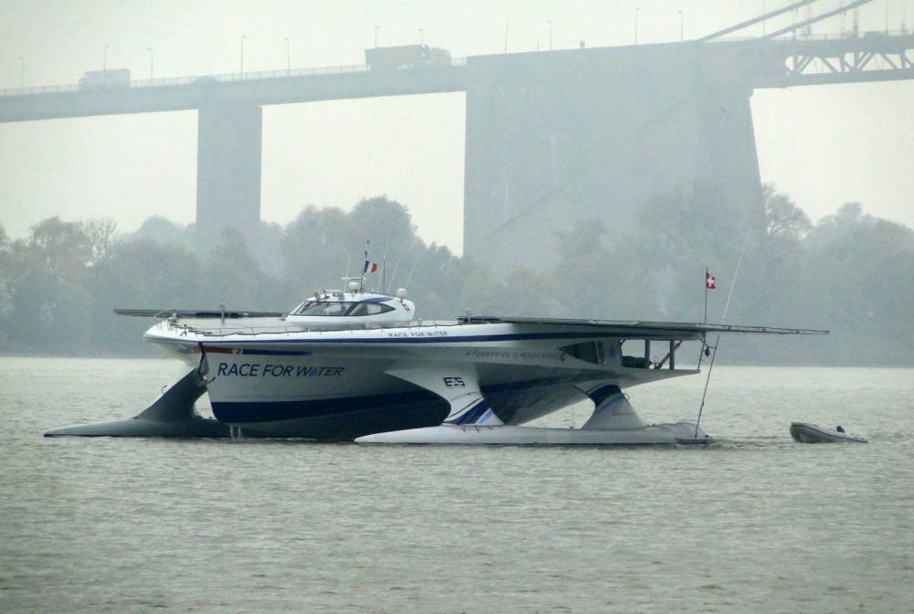 126309 planetsolar race for water