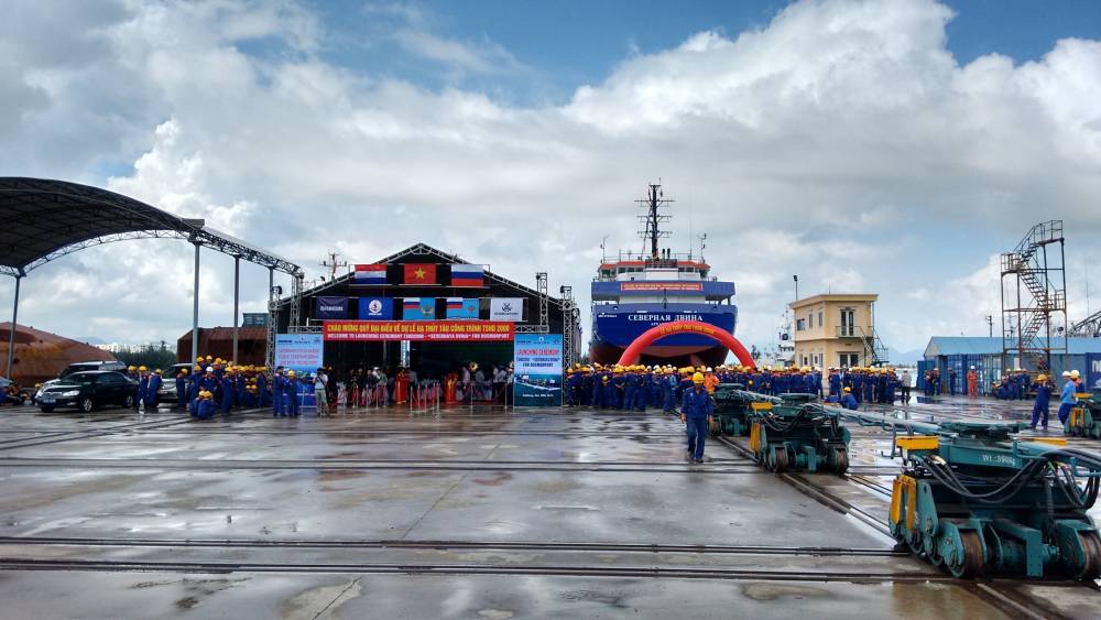 129766 Damen drague ice class rosmorport