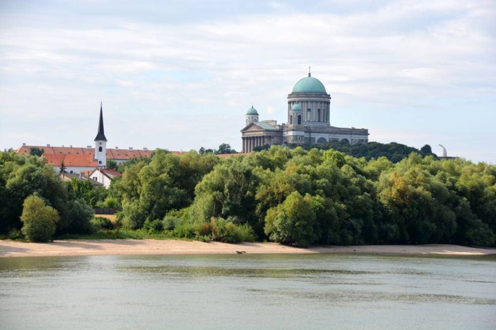 134169 amadeus silver esztergom
