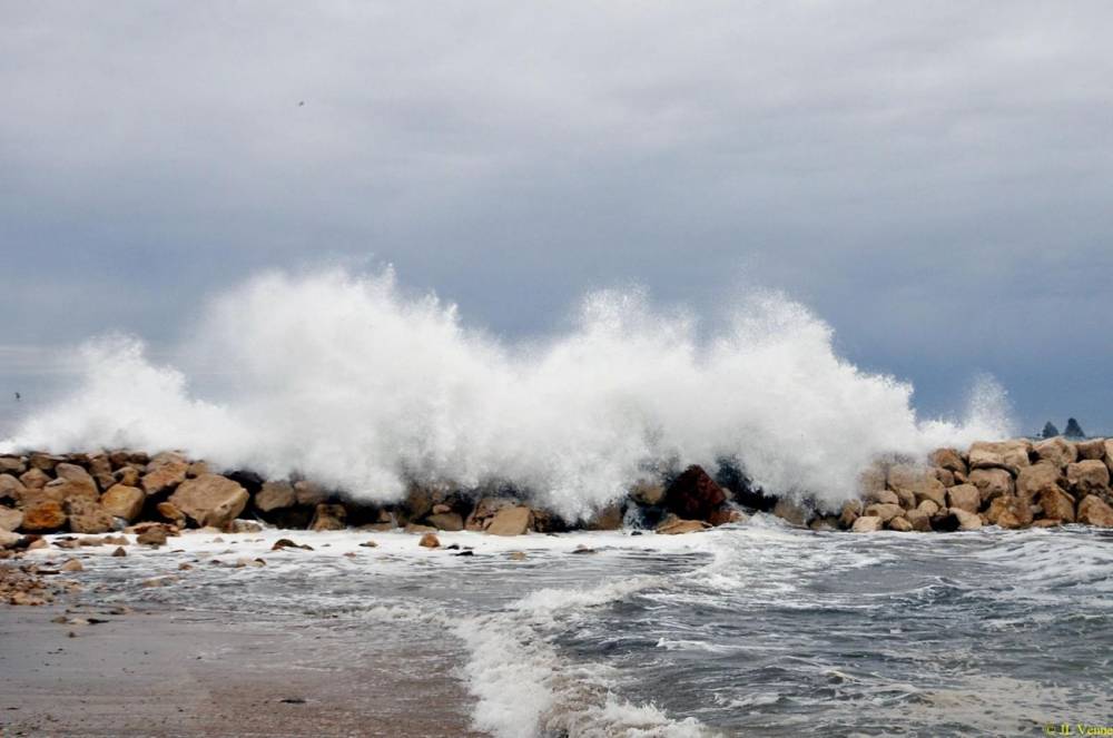 138418 tempete vagues st elme la seyne