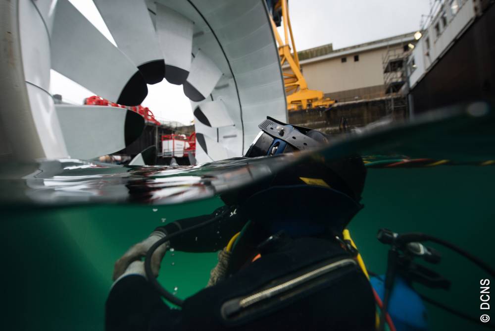 139070 hydrolienne Brehat mise à l'eau