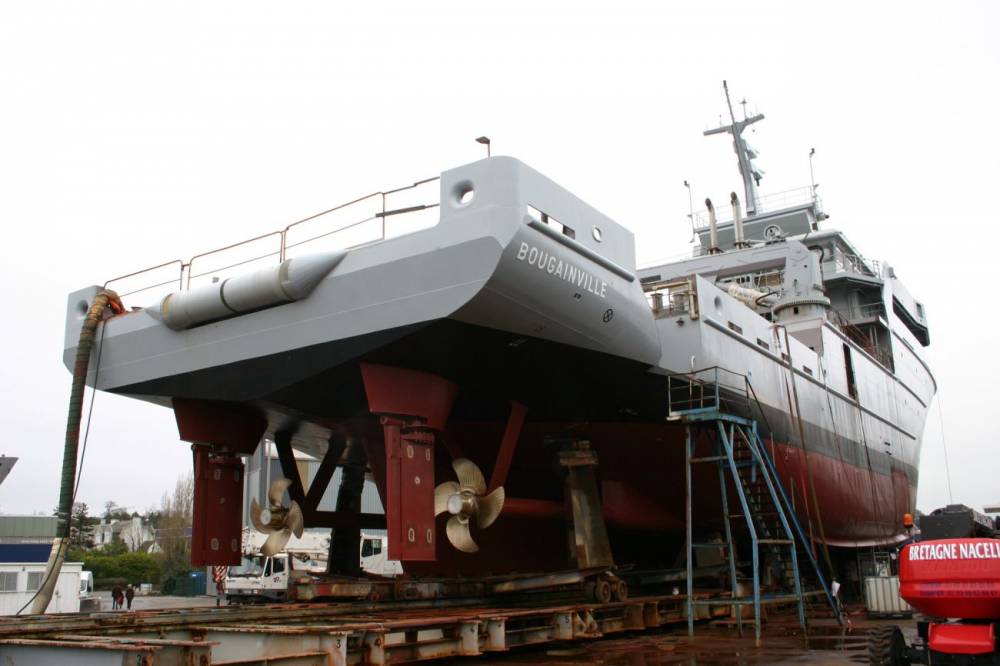 141209 b2m bougainville