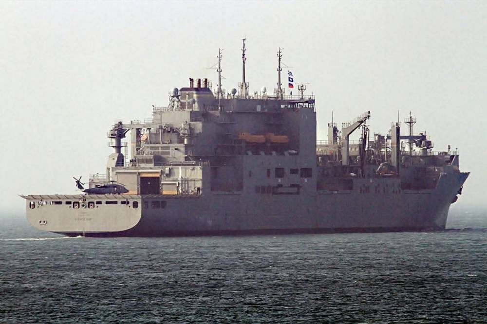 143046 lewis and clark usns robert e peary
