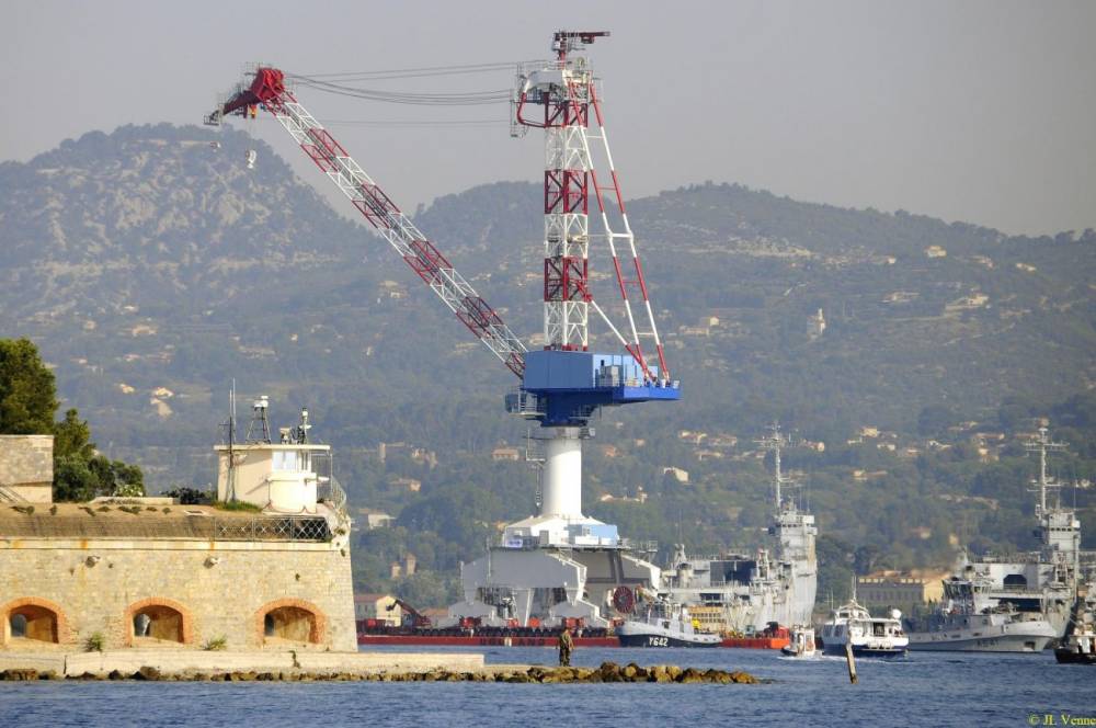 151694 grue