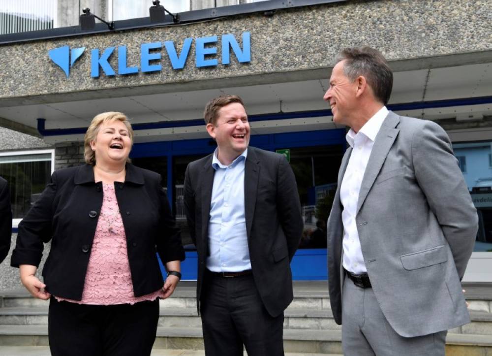 151874 signature contrat Hurtigruten Kleven