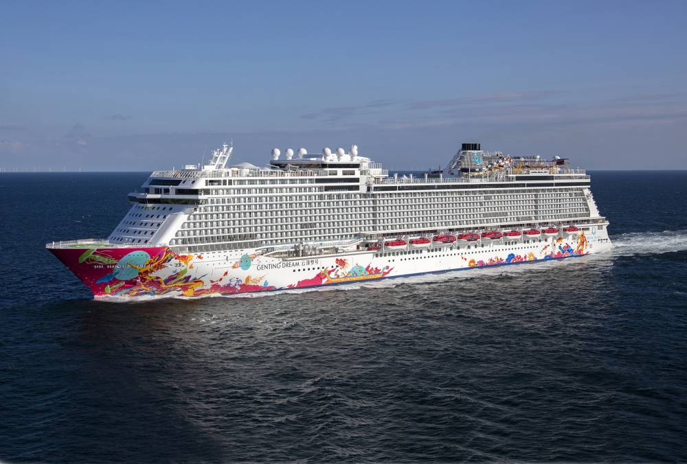 156668 genting dream