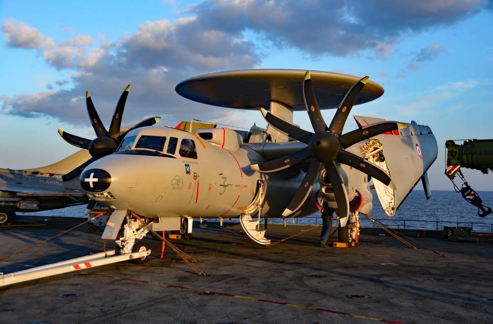 160843 e-2c hawkeye