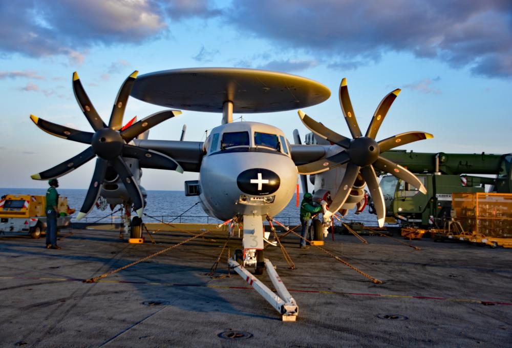 160842 e-2c hawkeye