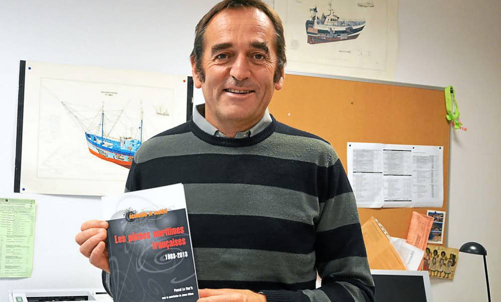 175730 tfr Pascal Le Floc'h, maître de conférence au centre de droit et d'économie de la mer (Amure) à l'UBO-IUT de Quimper revient sur trente années de pêches maritimes traversées par des crises structurelles et conjoncturelles violentes.