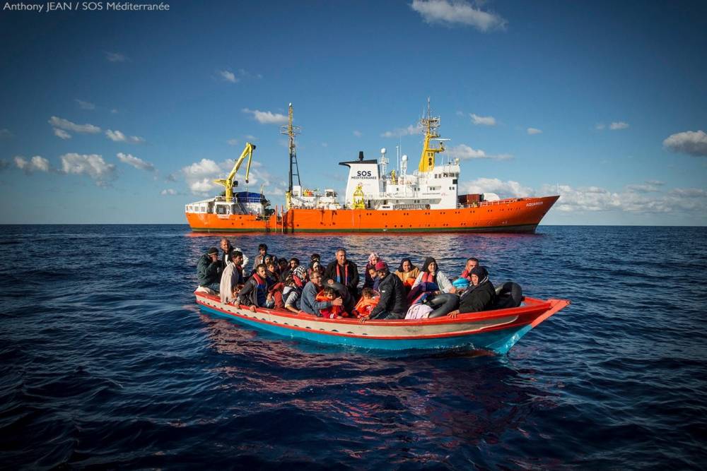 176472 sos mediterranee migrants