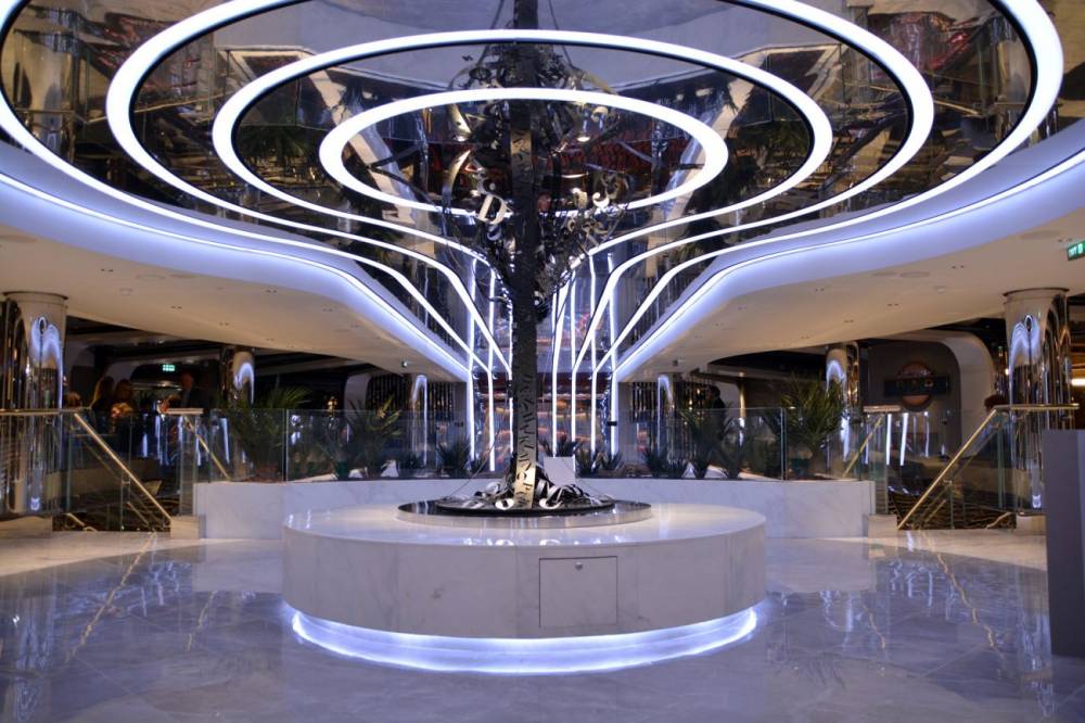 178948 msc seaside bars
