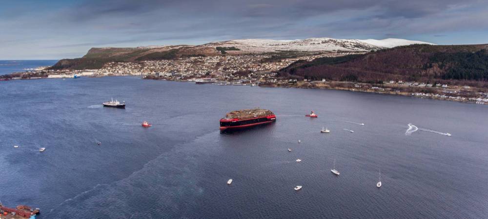 182672 hurtigruten roald amundsen
