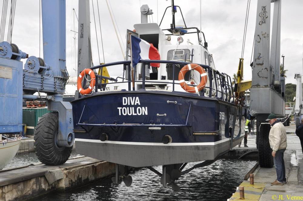 182080 marins sans frontieres diva