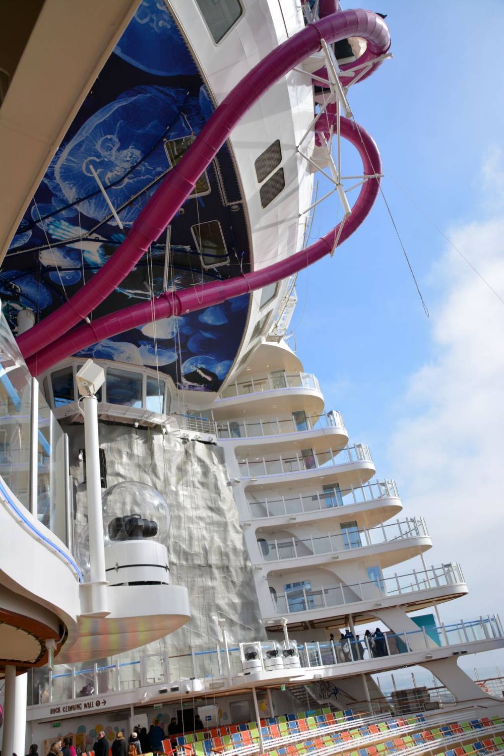 183967 symphony of the seas