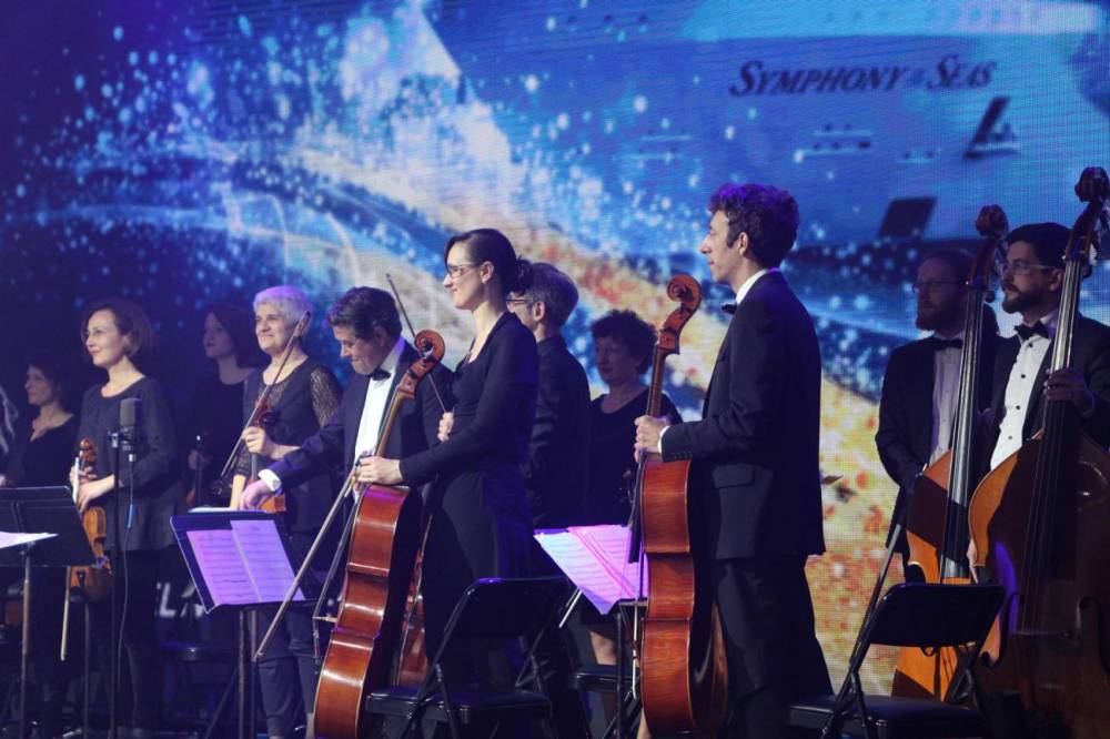 184537 Symphony of the Seas