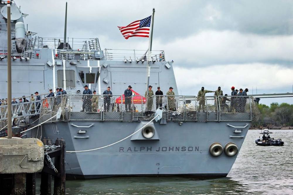 184674 USS RALPH JOHNSON