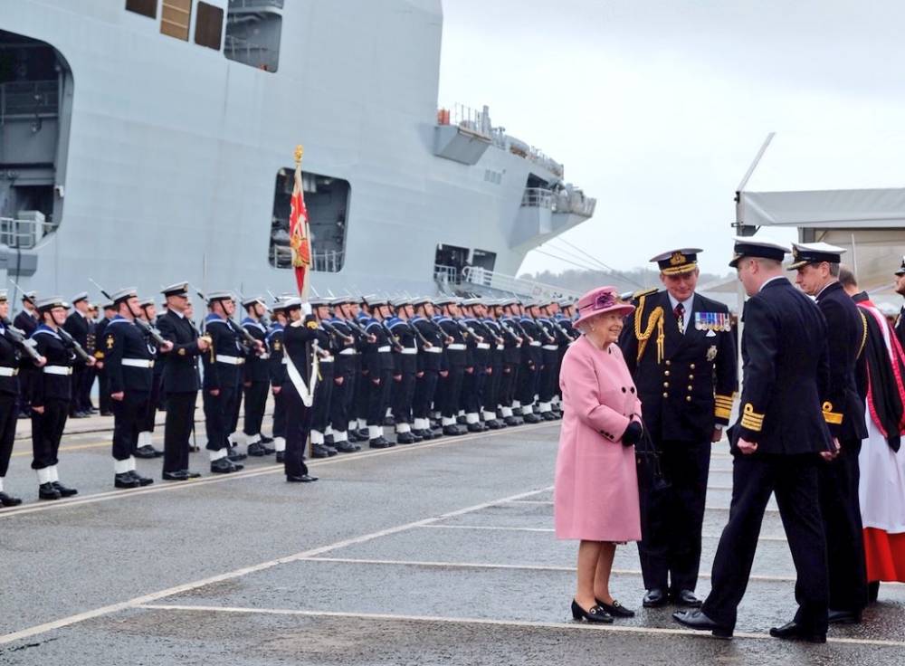 184717 HMS Ocean Elizabeth II