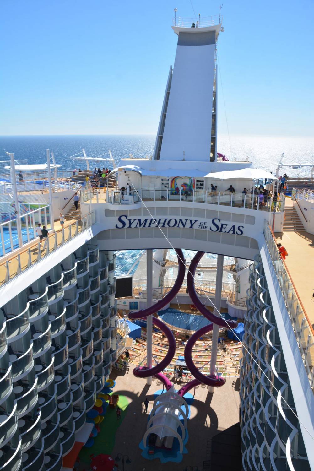 185371 symphony cabines