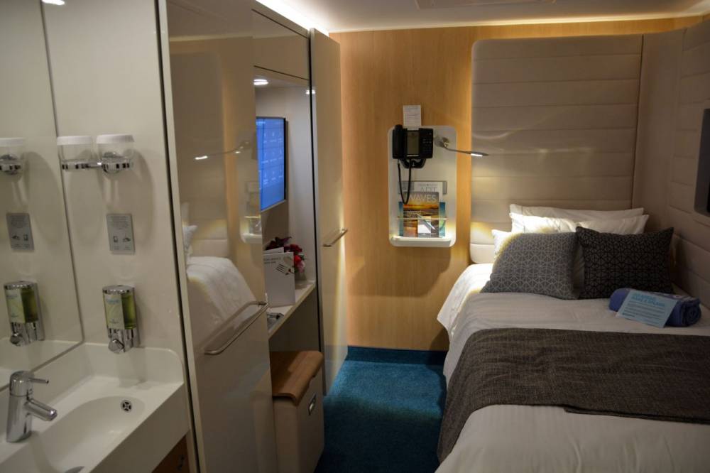186677 bliss cabines