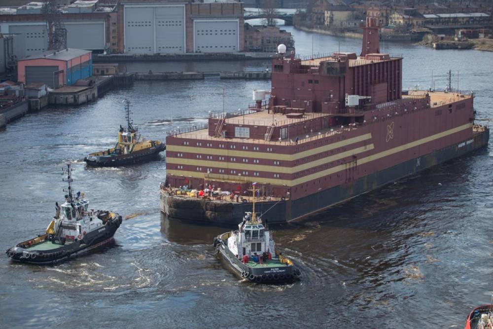 187251 Akademik Lomonosov départ avril 2018