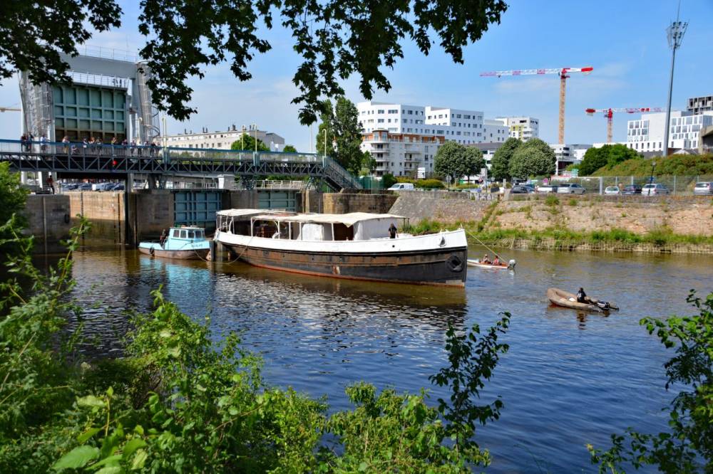 189380 remorqueur nantes