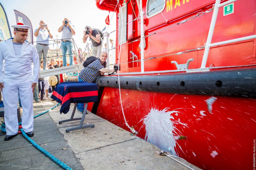 189242 marins pompiers bateau pompe brutus