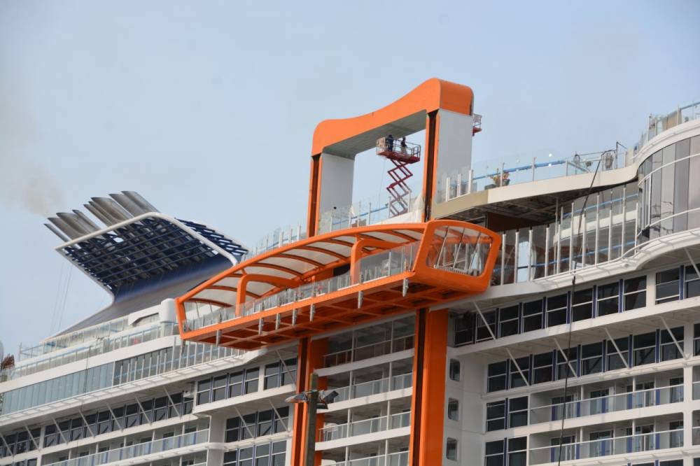 195704 celebrity edge