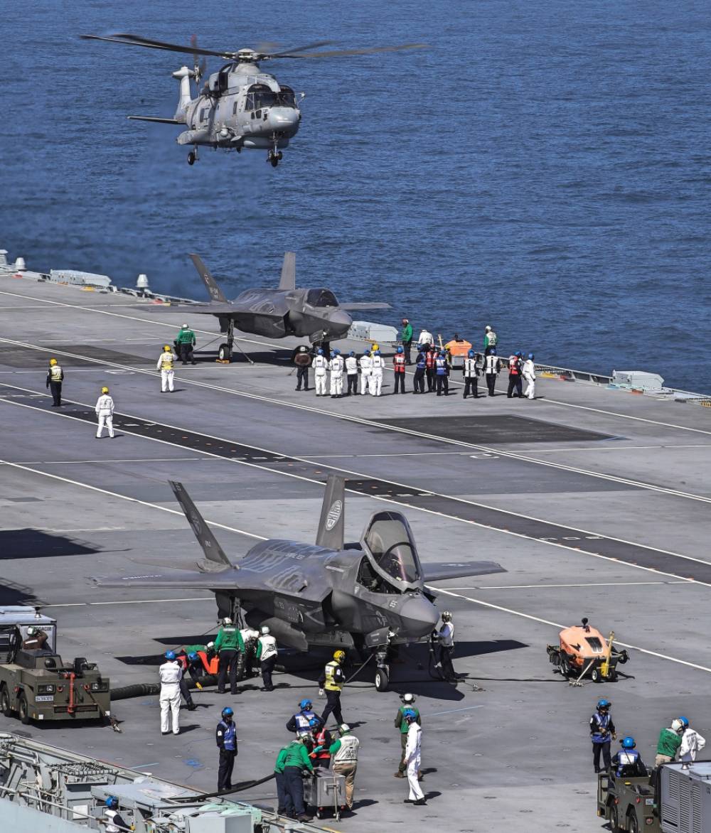 196082 queen elizabeth f-35b