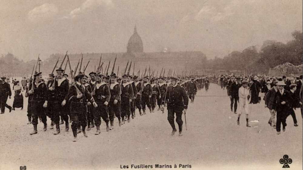 198240 fusiliers marins Paris 1914