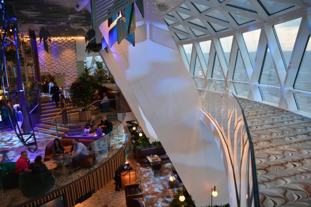 199221 Celebrity edge eden