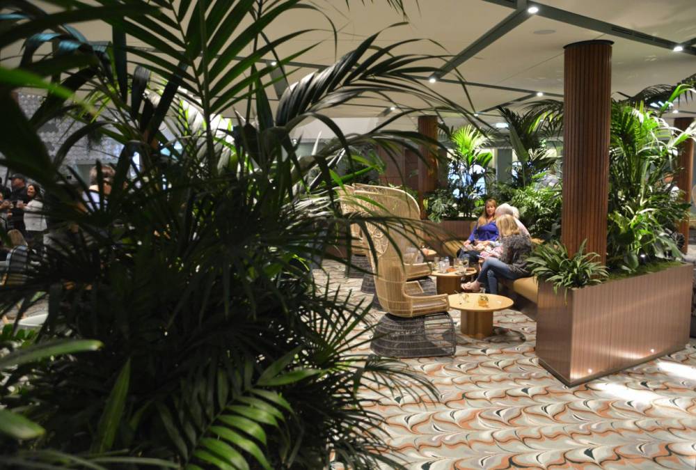 199222 Celebrity edge eden