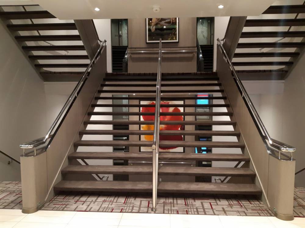 199274 Celebrity edge espaces publics divers
