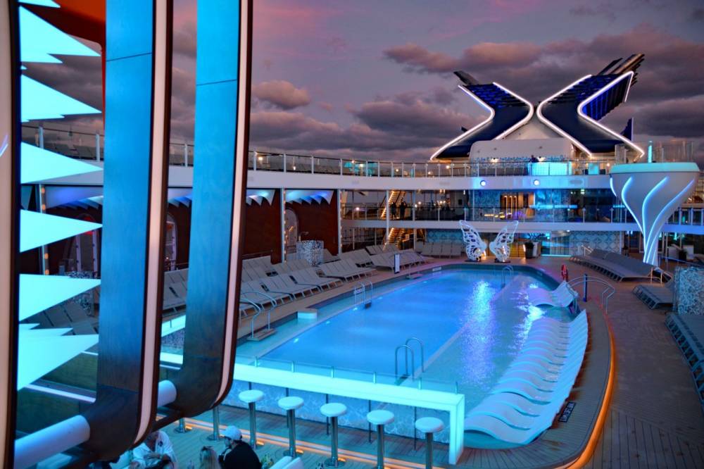 199349 Celebrity edge resort deck