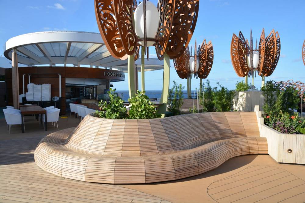 199405 Celebrity edge rofftop garden
