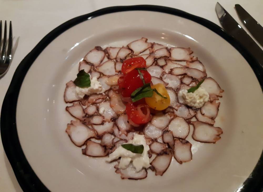 199554 Celebrity edge restaurants tuscan