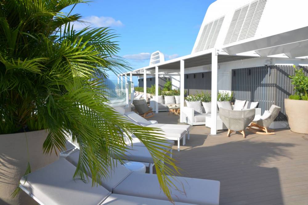 199615 Celebrity edge retreat sun deck