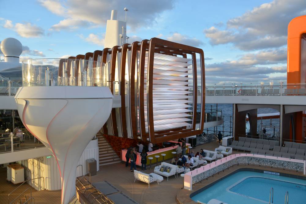 199738 celebrity edge resort deck