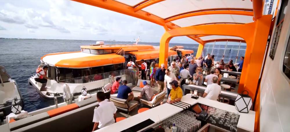 199997 celebrity edge magic carpet