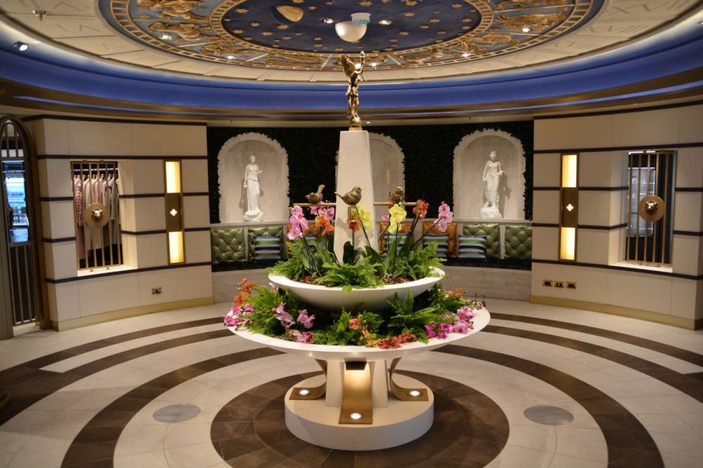204988 costa venezia boutiques