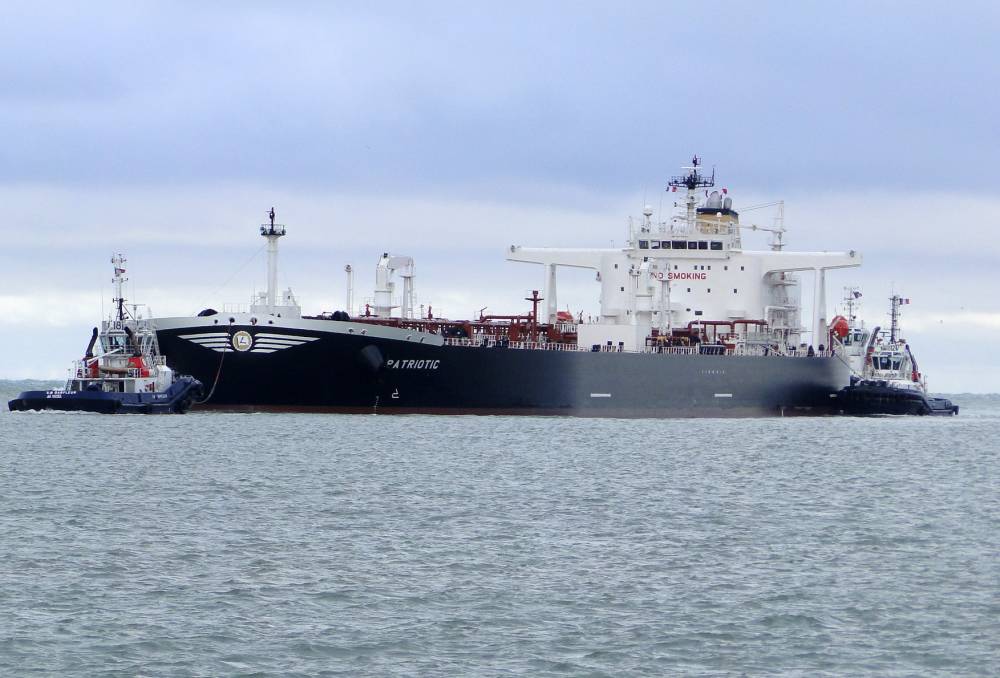 207192 petrolier patriotic CIM